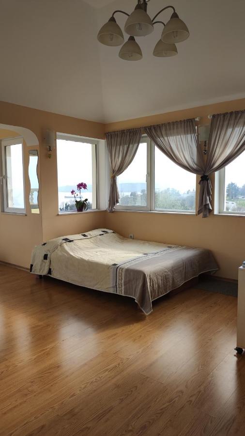 Apartment Trakata *